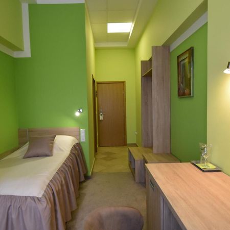 Apartments And Rooms Kod Eli Ravna Gora Exterior photo